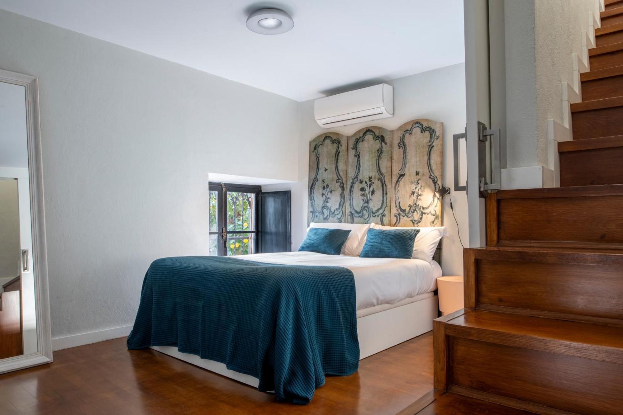 Апартаменты Misterhost Conde De Torrejon Севилья Экстерьер фото